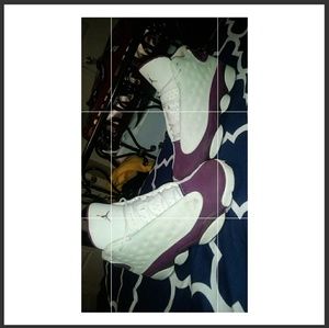 Grade School Air Jordan 13 Retro Bordeaux